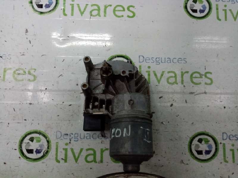 Recambio de motor limpia delantero para  referencia OEM IAM  5P0955120A  Recambio de motor limpia delantero para  referencia OEM IAM  5P0955120A