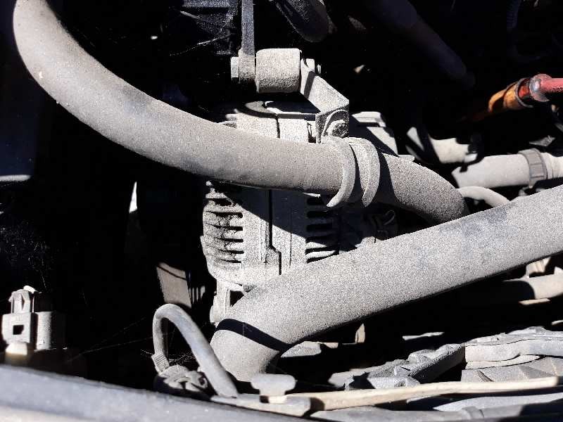 Recambio de alternador para volkswagen golf iii berlina (1h1)    |   0.91 - 0.98 | 1991 - 1998 referencia OEM IAM 028903025  