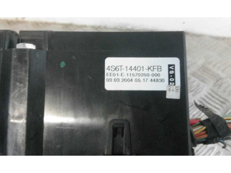 Recambio de caja reles / fusibles para ford fiesta (cbk) trend   |   11.01 - 12.06 | 2001 - 2006 | 68 cv / 50 kw referencia OEM 