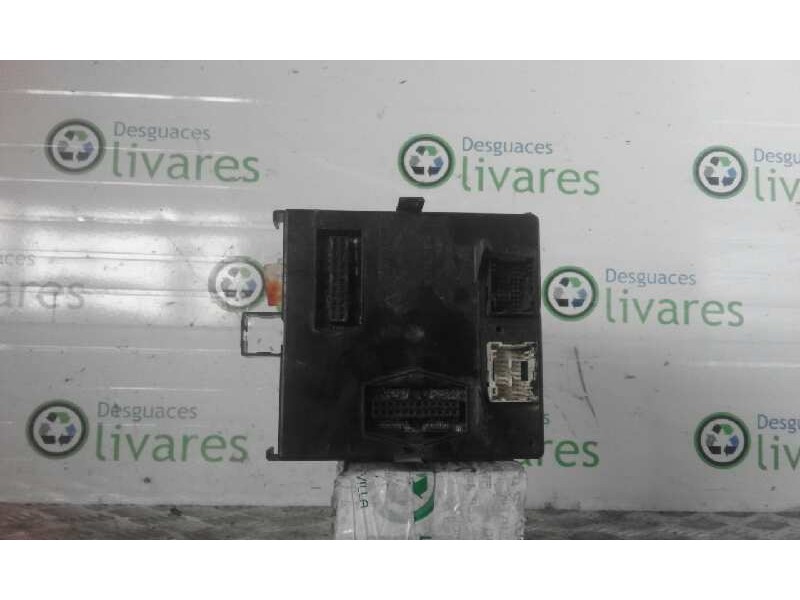 Recambio de caja reles / fusibles para renault laguna ii (bg0)    |   0.01 - 0.07 | 2001 - 2007 referencia OEM IAM 820019269 002