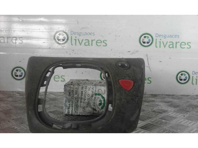Recambio de warning para renault scenic ii    |   0.03 - 0.09 | 2003 - 2009 referencia OEM IAM   