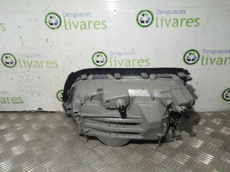 Recambio de faro derecho para  referencia OEM IAM 11502002  