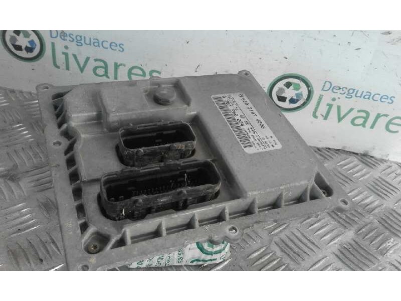 Recambio de centralita motor uce para smart coupe    |   0.98 - 0.03 | 1998 - 2003 referencia OEM IAM 0261205004 0003107V006 
