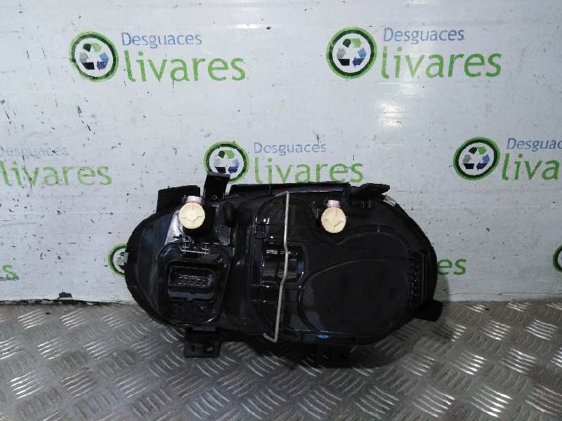 Recambio de faro derecho para  referencia OEM IAM 11910704  