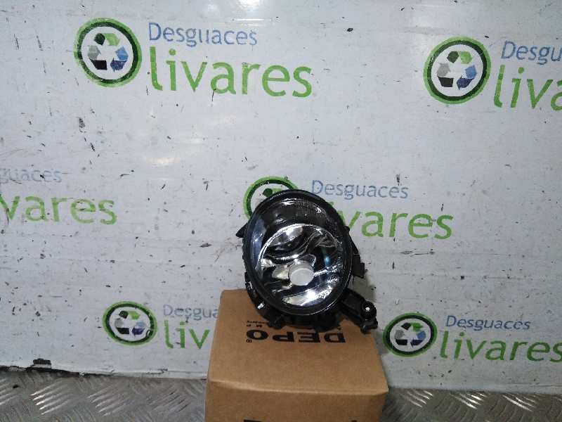 Recambio de faro antiniebla derecho para  referencia OEM IAM 13852271  