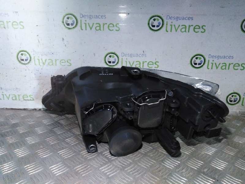 Recambio de faro derecho para  referencia OEM IAM 11852204   Recambio de faro derecho para  referencia OEM IAM 11852204