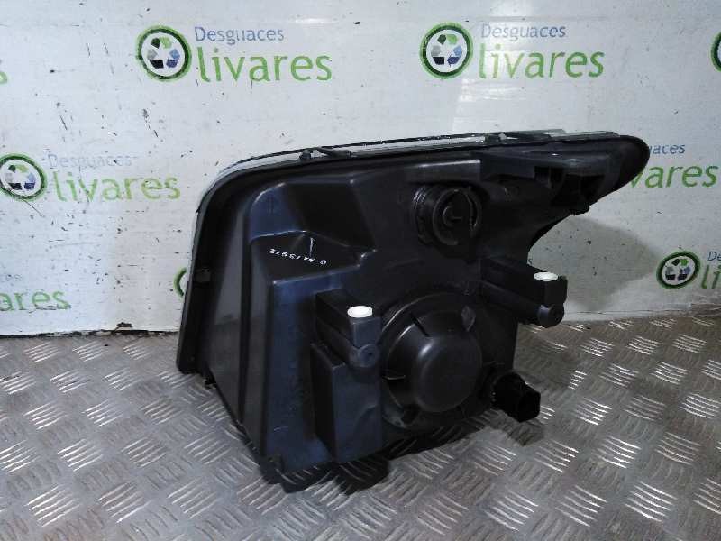 Recambio de faro derecho para  referencia OEM IAM 11313802  