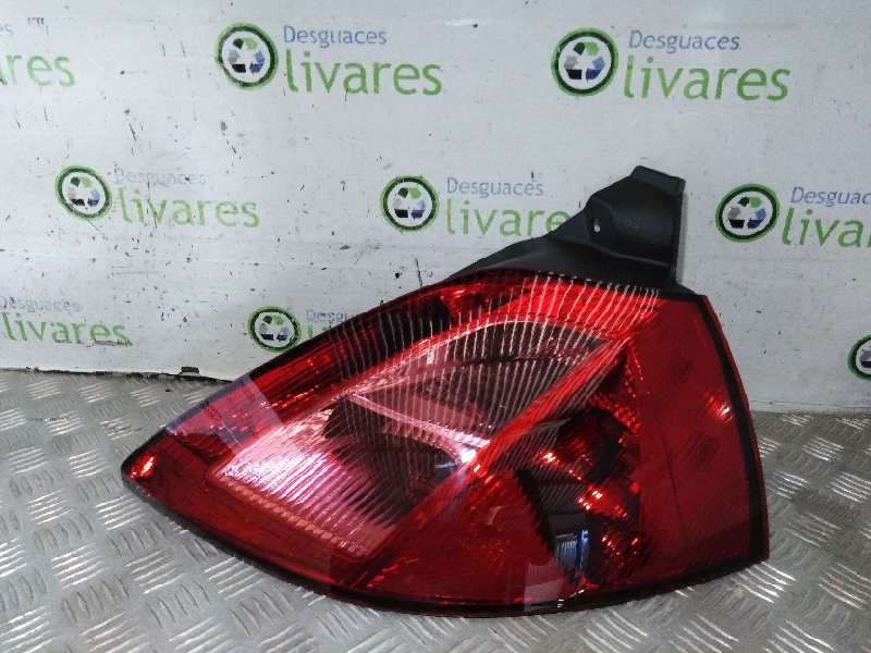 Recambio de piloto trasero derecho para  referencia OEM IAM 2232228  