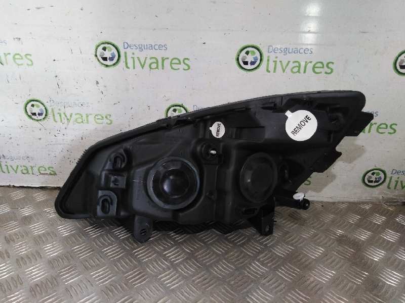Recambio de faro derecho para  referencia OEM IAM 11808202  