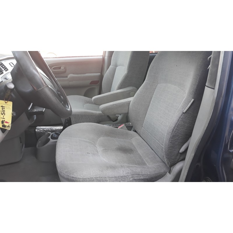 hyundai trajet (fo) 2.0 crdi gls   |   02.01 - 12.07 | 2001 - 2007 | 113 cv / 83 kw del año 2001