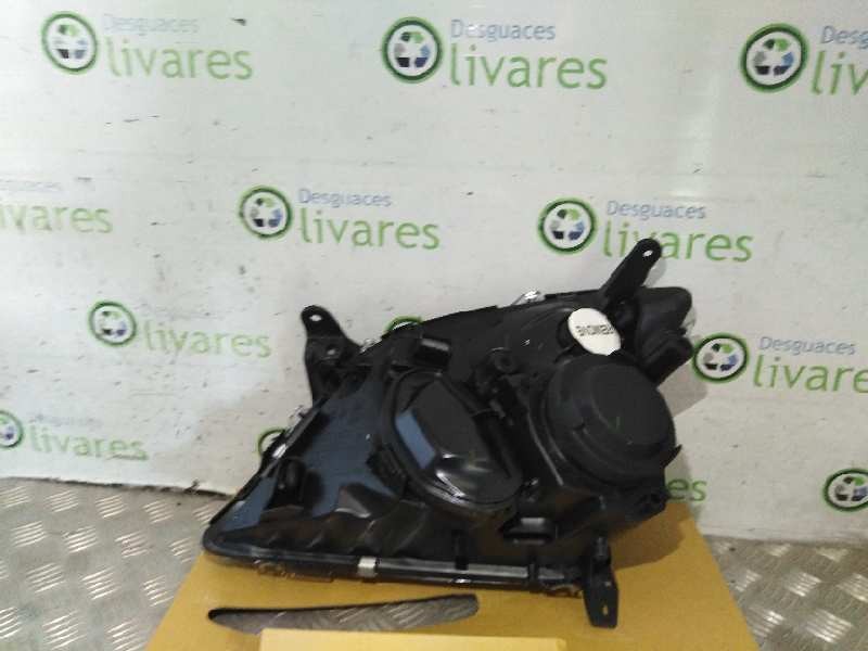 Recambio de faro derecho para  referencia OEM IAM 11532404  