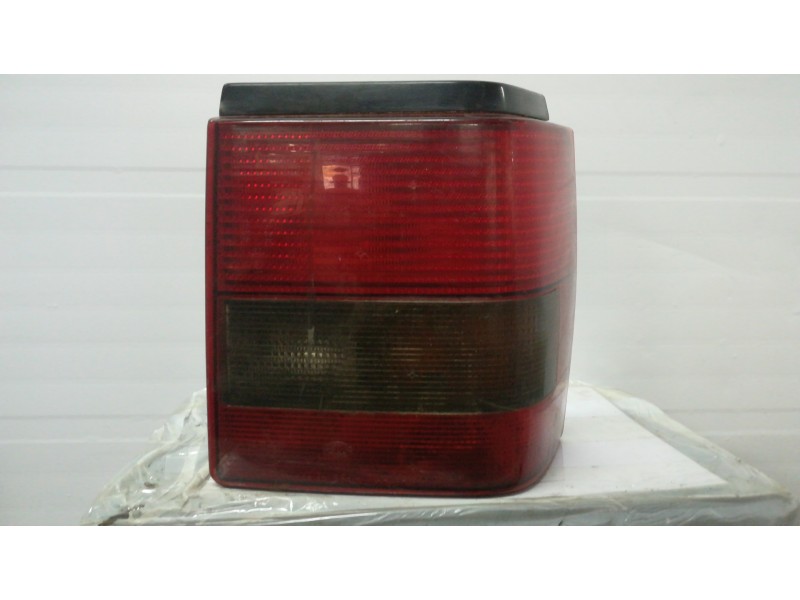 Recambio de piloto trasero derecho para seat ibiza 1.5 cat   |   0.85 - ... | 1985 | 90 cv / 66 kw referencia OEM IAM 961612  