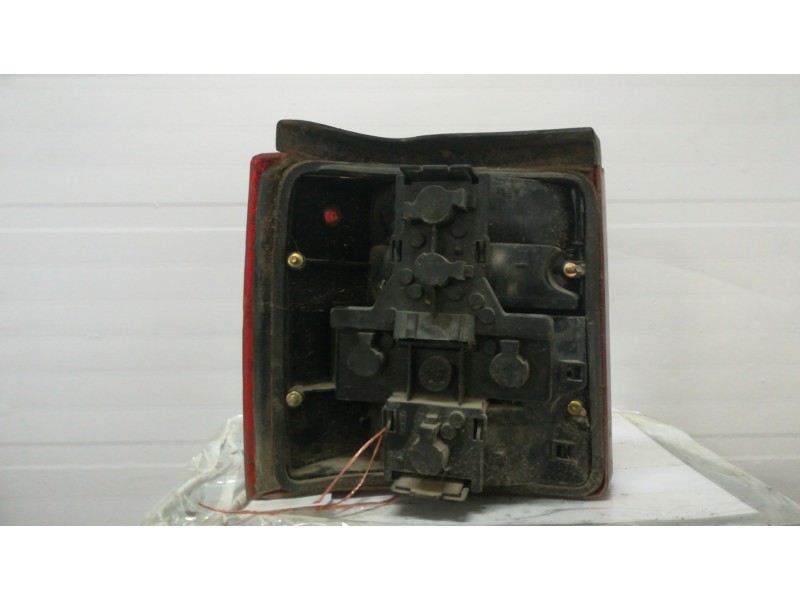 Recambio de piloto trasero derecho para seat ibiza 1.5 cat   |   0.85 - ... | 1985 | 90 cv / 66 kw referencia OEM IAM 961612  