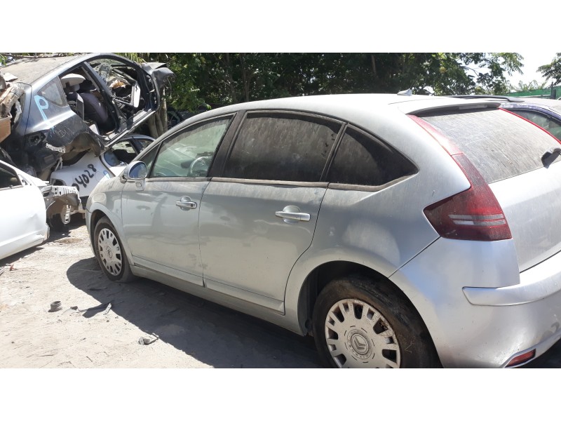 citroen c4 berlina 1.6 16v hdi   |   0.04 - ... | 2004 | 90 cv / 66 kw del año 2004