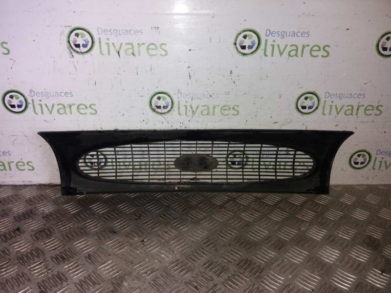 Recambio de rejilla delantera para ford fiesta berlina (dx) 1.3 cat   |   0.99 - ... | 1999 | 60 cv / 44 kw referencia OEM IAM  