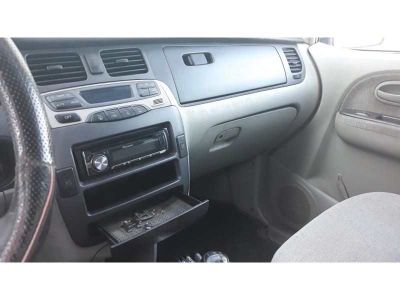 hyundai trajet (fo) 2.0 crdi gls   |   02.01 - 12.07 | 2001 - 2007 | 113 cv / 83 kw del año 2001