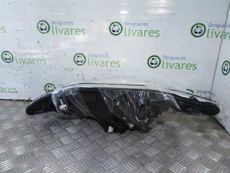 Recambio de faro derecho para  referencia OEM IAM 11542802   Recambio de faro derecho para  referencia OEM IAM 11542802