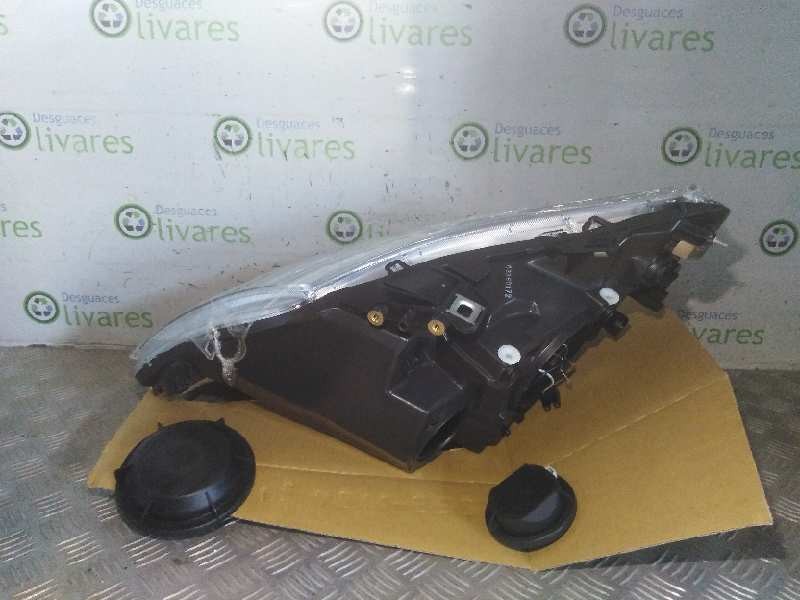 Recambio de faro derecho para  referencia OEM IAM  38323512  Recambio de faro derecho para  referencia OEM IAM  38323512