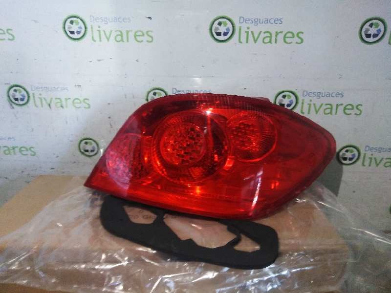 Recambio de piloto trasero derecho para  referencia OEM IAM  16546036 