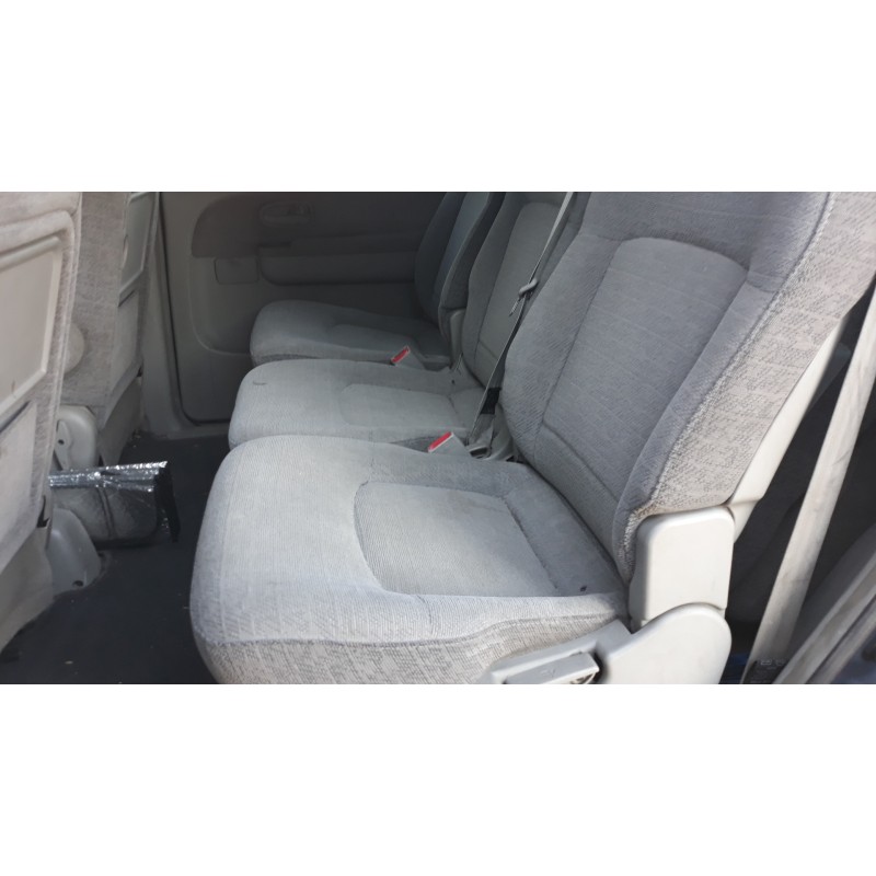 hyundai trajet (fo) 2.0 crdi gls   |   02.01 - 12.07 | 2001 - 2007 | 113 cv / 83 kw del año 2001