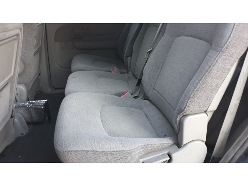 hyundai trajet (fo) 2.0 crdi gls   |   02.01 - 12.07 | 2001 - 2007 | 113 cv / 83 kw del año 2001