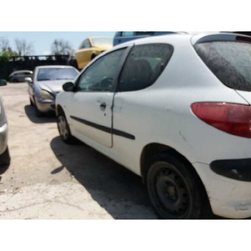 peugeot 206 berlina 1.9 diesel   |   0.98 - ... | 1998 | 69 cv / 51 kw del año 1998