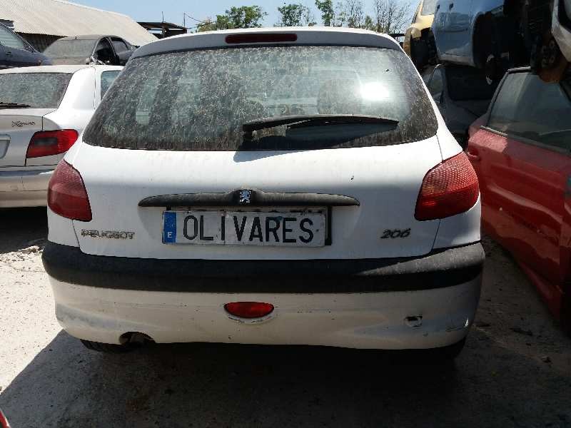 peugeot 206 berlina 1.9 diesel   |   0.98 - ... | 1998 | 69 cv / 51 kw del año 1998