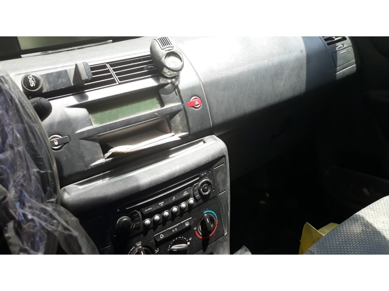 citroen c4 berlina 1.6 16v hdi   |   0.04 - ... | 2004 | 90 cv / 66 kw del año 2004