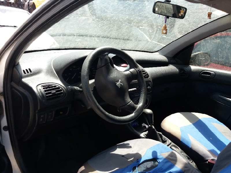 peugeot 206 berlina 1.9 diesel   |   0.98 - ... | 1998 | 69 cv / 51 kw del año 1998