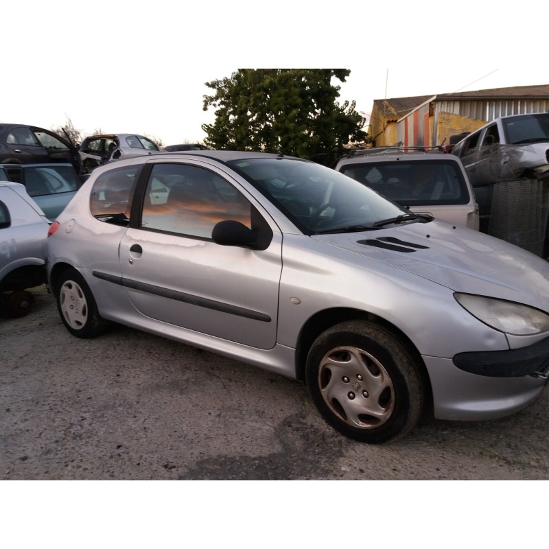 peugeot 206 berlina 1.9 diesel   |   0.98 - ... | 1998 | 69 cv / 51 kw del año 1998