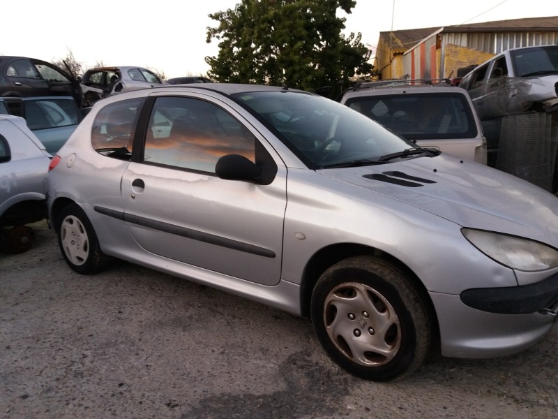 peugeot 206 berlina 1.9 diesel   |   0.98 - ... | 1998 | 69 cv / 51 kw del año 1998