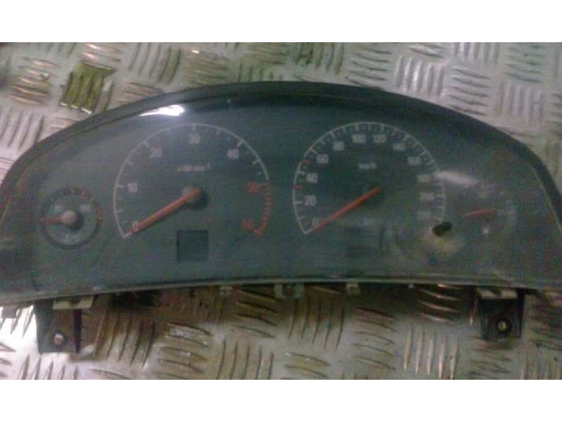 Recambio de cuadro instrumentos para opel vectra c berlina comfort   |   02.02 - 12.04 | 2002 - 2004 | 125 cv / 92 kw referencia