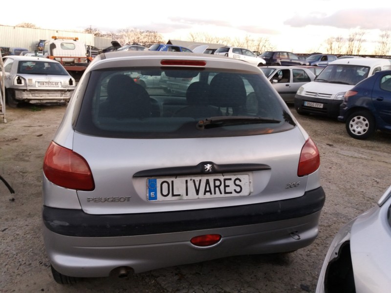 peugeot 206 berlina 1.9 diesel   |   0.98 - ... | 1998 | 69 cv / 51 kw del año 1998