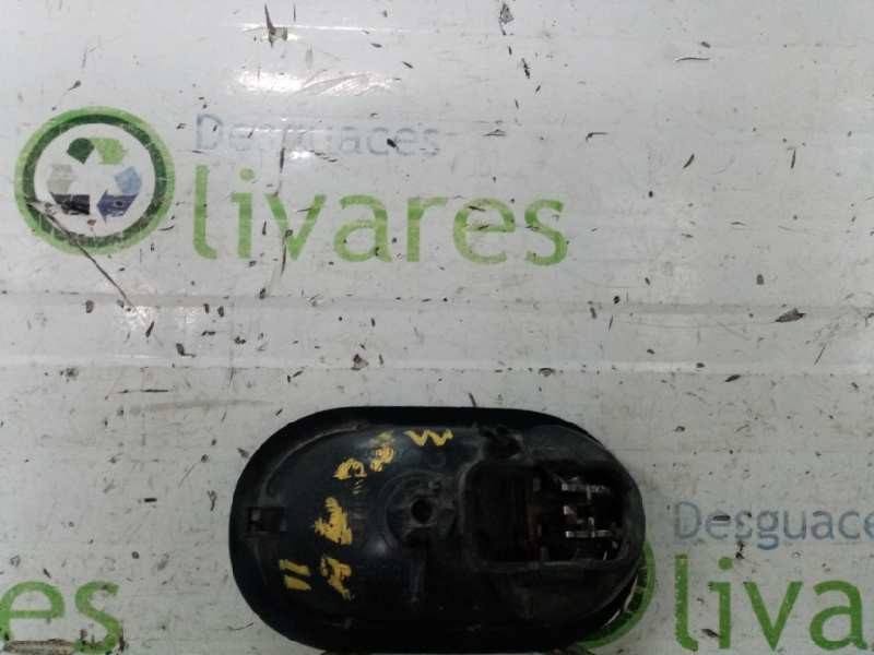 Recambio de maneta interior delantera izquierda para  referencia OEM IAM  8200028487 