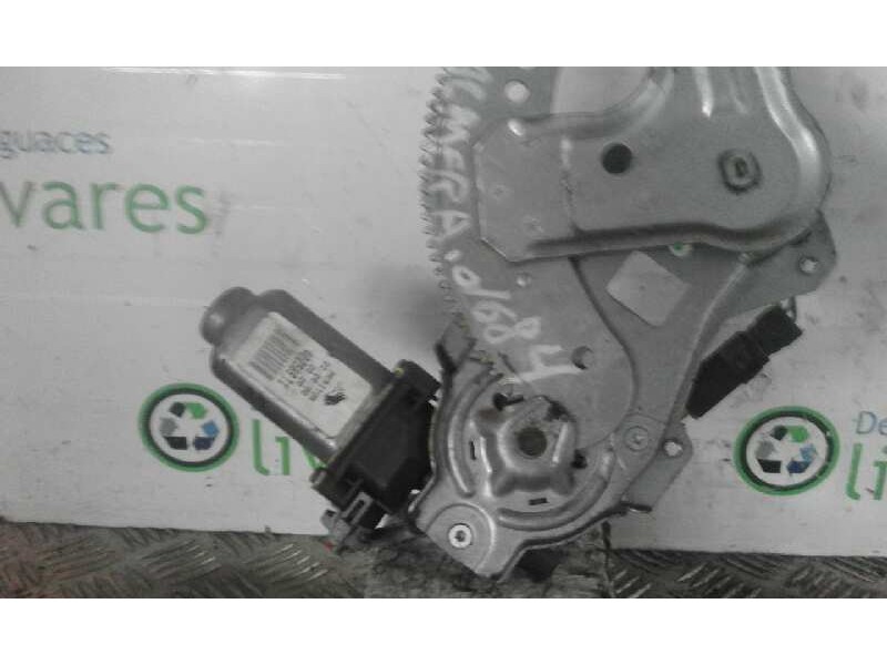 Recambio de elevalunas trasero derecho para nissan almera (n16/e)    |   0.00 - 0.06 | 2000 - 2006 referencia OEM IAM   