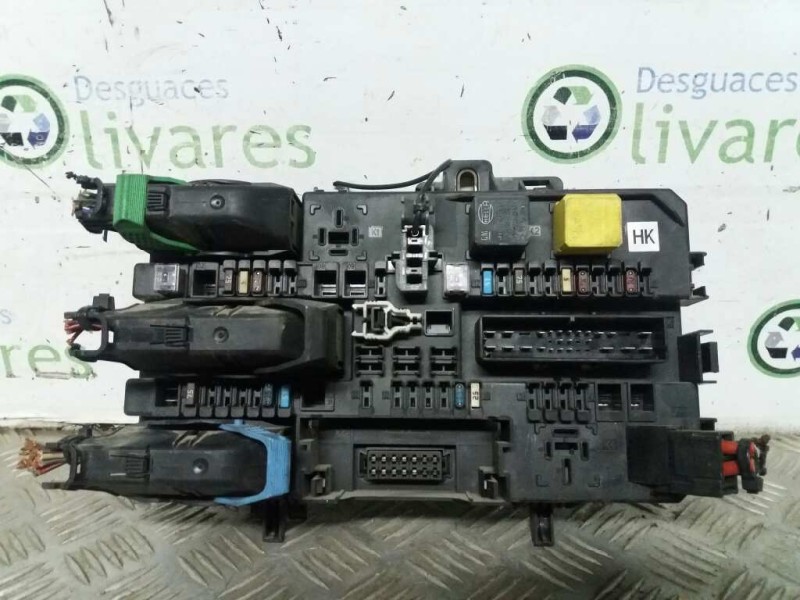 Recambio de caja reles / fusibles para opel astra h berlina enjoy   |   01.04 - 12.07 | 2004 - 2007 | 101 cv / 74 kw referencia 