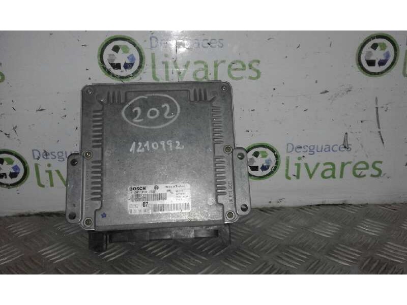 Recambio de centralita motor uce para  referencia OEM IAM 0281010252 9635158180 