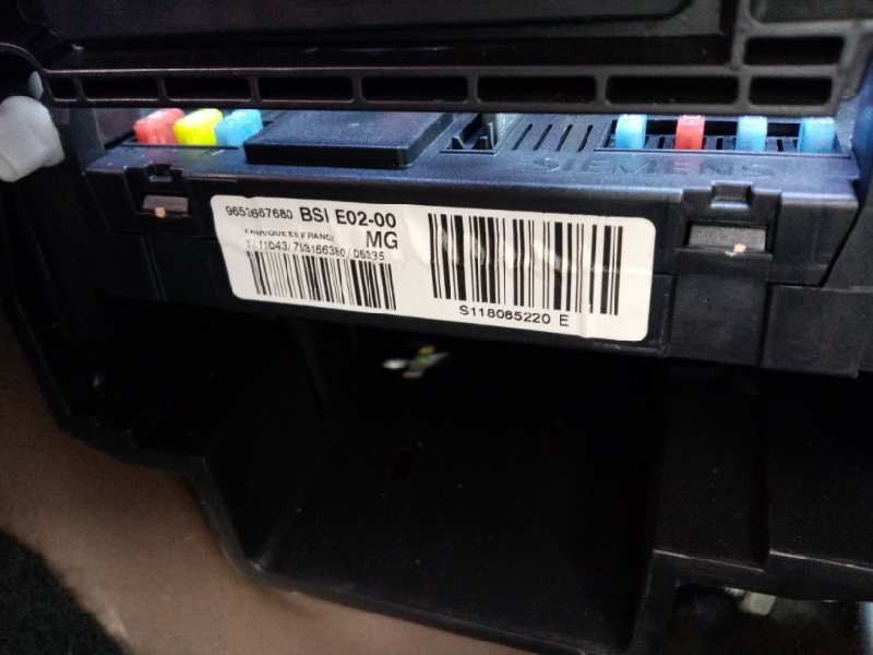 Recambio de caja reles / fusibles para peugeot 206 berlina 1.4   |   0.98 - ... | 1998 | 75 cv / 55 kw referencia OEM IAM  96536 Recambio de caja reles / fusibles para peugeot 206 berlina 1.4   |   0.98 - ... | 1998 | 75 cv / 55 kw referencia OEM IAM  96536