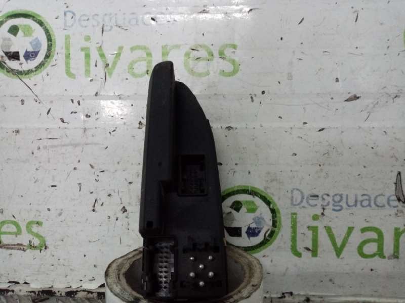 Recambio de mando elevalunas delantero izquierdo para  referencia OEM IAM  03725085 