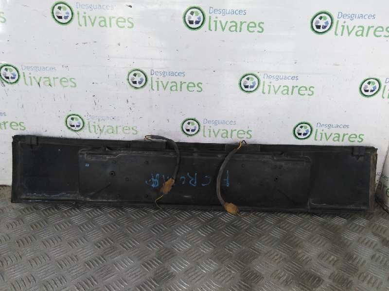 Recambio de piloto trasero central para  referencia OEM IAM    Recambio de piloto trasero central para  referencia OEM IAM