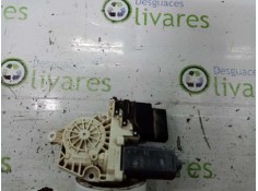 Recambio de motor elevalunas trasero izquierdo para  referencia OEM IAM  9776-105406-301