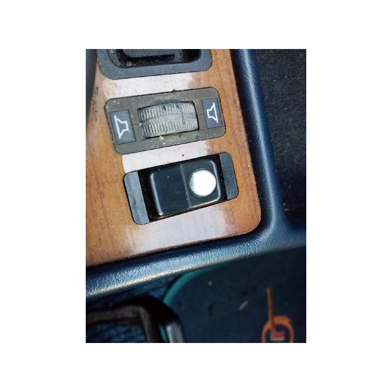 Recambio de mando elevalunas delantero derecho para mercedes bm serie 201berlina    |   0.82 - ... | 1982 referencia OEM IAM   