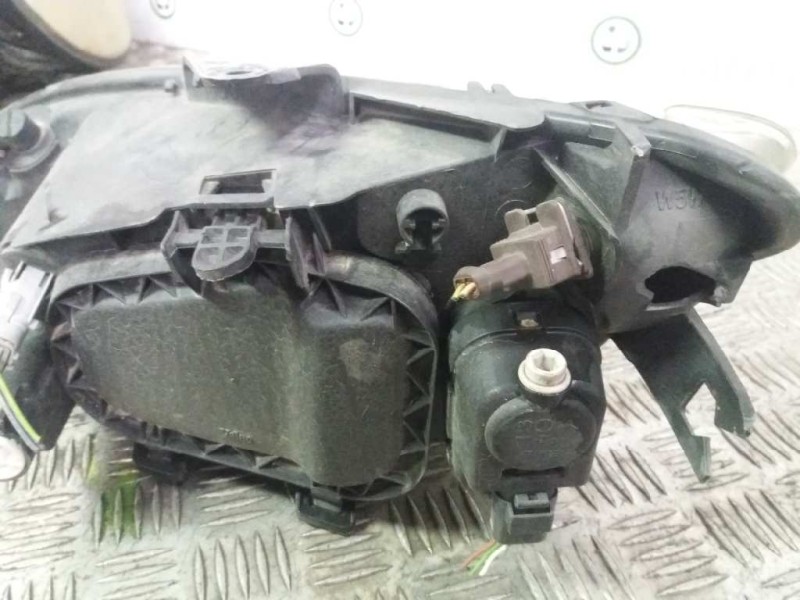 Recambio de faro derecho para peugeot 206 berlina x-line   |   10.02 - 12.10 | 2002 - 2010 | 75 cv / 55 kw referencia OEM IAM 62