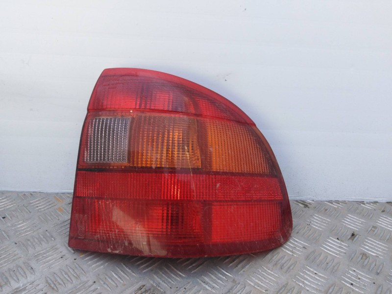 Recambio de piloto trasero derecho para opel astra f berlina 1.6 cat   |   0.91 - ... | 1991 | 71 cv / 52 kw referencia OEM IAM 