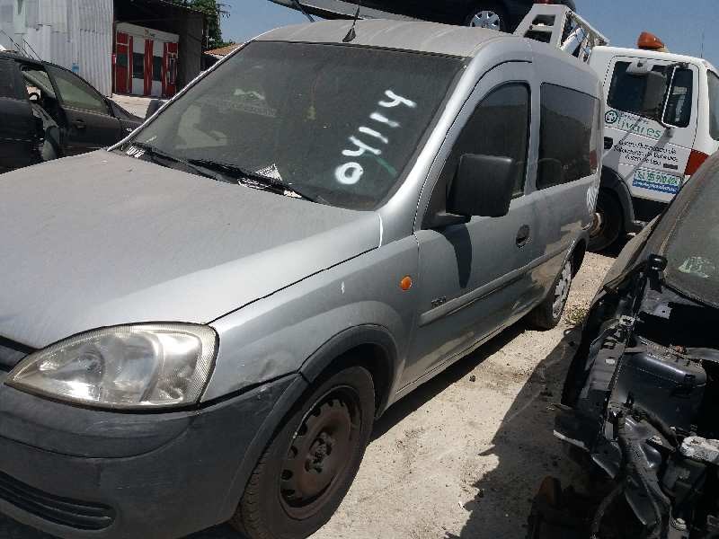 opel combo (corsa c) familiar   |   01.03 - 12.04 | 2003 - 2004 | 65 cv / 48 kw del año 2003