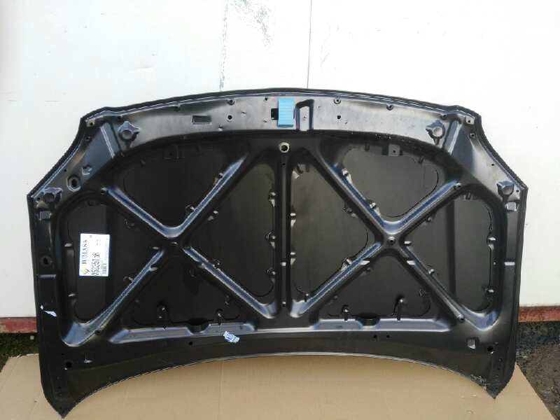 Recambio de capot para  referencia OEM IAM  05035158 