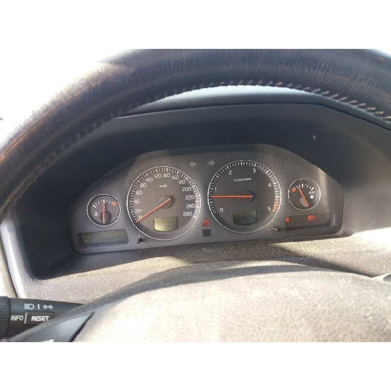 volvo s60 berlina 2.4 diesel cat   |   0.00 - ... | 2000 | 163 cv / 120 kw del año 2000