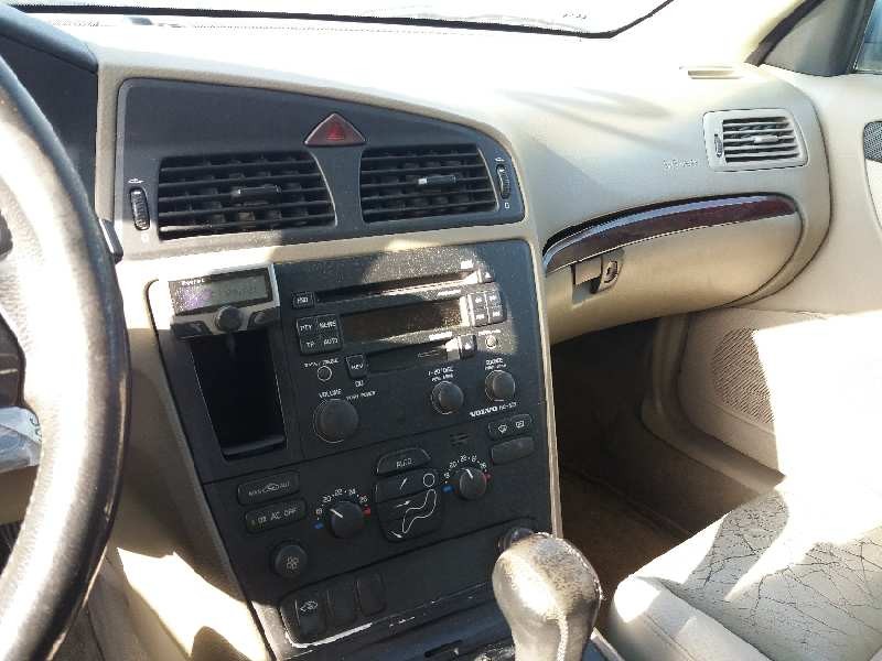 volvo s60 berlina 2.4 diesel cat   |   0.00 - ... | 2000 | 163 cv / 120 kw del año 2000