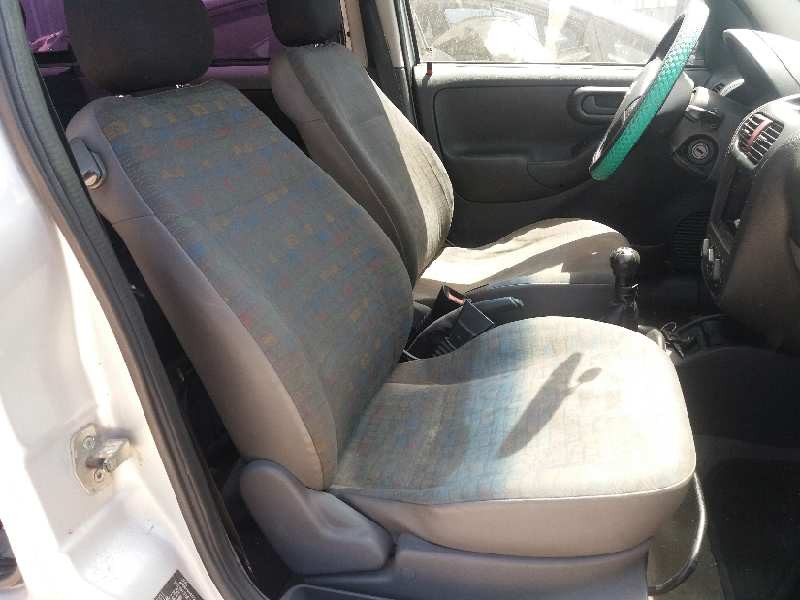 opel combo (corsa c) familiar   |   01.03 - 12.04 | 2003 - 2004 | 65 cv / 48 kw del año 2003