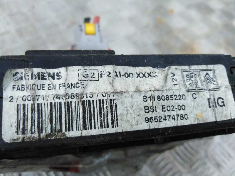 Recambio de caja reles / fusibles para peugeot 206 berlina    |   0.98 - ... | 1998 referencia OEM IAM  S118085220C 9652474780 Recambio de caja reles / fusibles para peugeot 206 berlina    |   0.98 - ... | 1998 referencia OEM IAM  S118085220C 9652474780